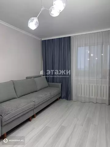 2-комнатная квартира, этаж 13 из 13, 82 м²