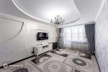 3-комнатная квартира, этаж 4 из 10, 93 м²