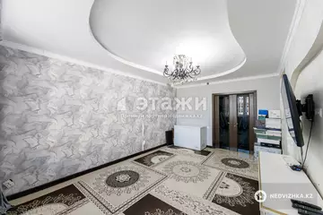 3-комнатная квартира, этаж 4 из 10, 93 м²