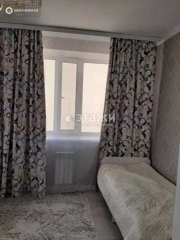 3-комнатная квартира, этаж 8 из 9, 90 м²