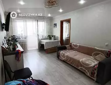 3-комнатная квартира, этаж 3 из 5, 57 м²