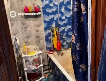 3-комнатная квартира, этаж 3 из 5, 60 м²