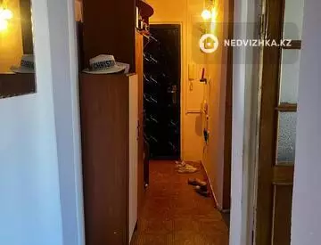 3-комнатная квартира, этаж 3 из 5, 60 м²