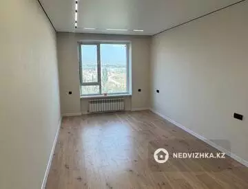 2-комнатная квартира, этаж 8 из 12, 50 м²