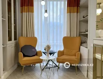 5-комнатная квартира, этаж 2 из 3, 147 м²