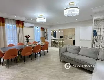 5-комнатная квартира, этаж 2 из 3, 147 м²