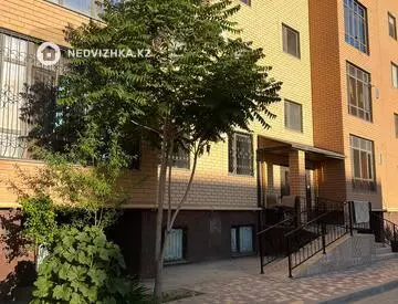 2-комнатная квартира, этаж 1 из 6, 62 м²