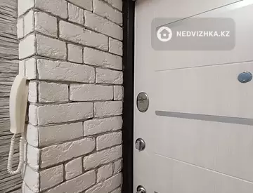 2-комнатная квартира, этаж 4 из 4, 50 м²