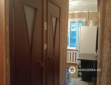 2-комнатная квартира, этаж 3 из 5, 50 м²