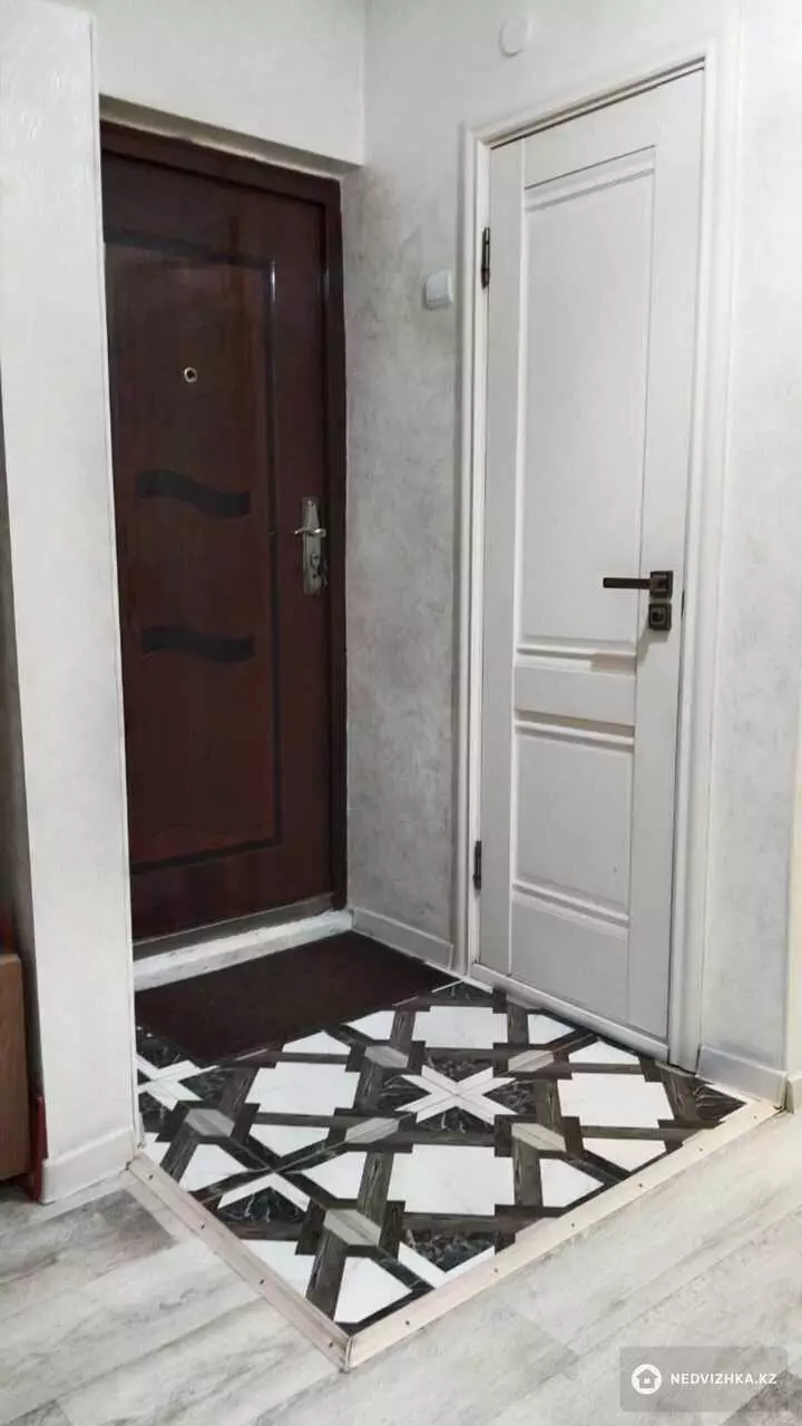 68.4 м², 3-комнатная квартира, этаж 3 из 5, 68 м², изображение - 1