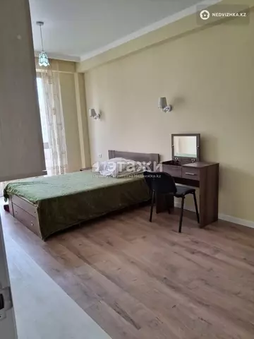 1-комнатная квартира, этаж 4 из 5, 46 м²