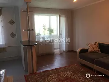 2-комнатная квартира, этаж 4 из 4, 40 м²