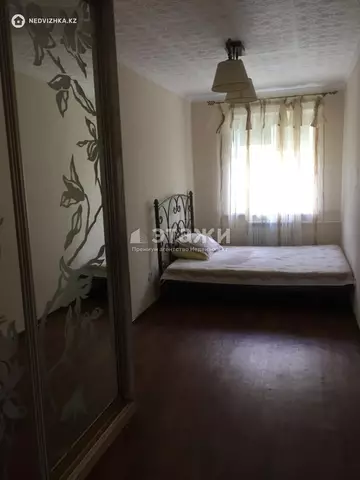 2-комнатная квартира, этаж 4 из 4, 40 м²