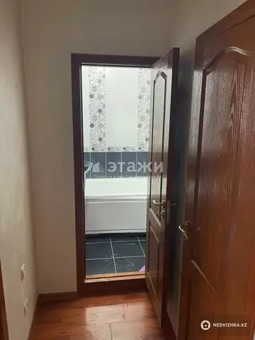 60 м², 2-комнатная квартира, этаж 9 из 9, 60 м², изображение - 5