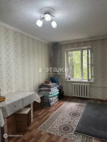 1-комнатная квартира, этаж 4 из 4, 12 м²