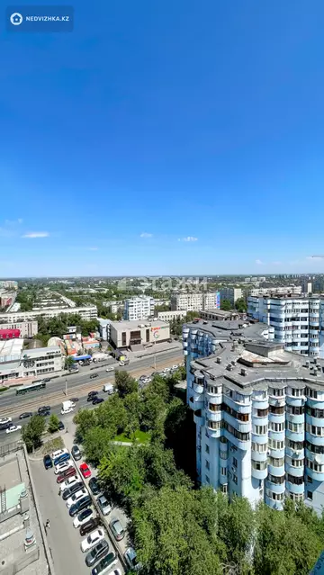 3-комнатная квартира, этаж 16 из 21, 93 м²
