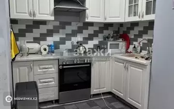2-комнатная квартира, этаж 2 из 5, 62 м²