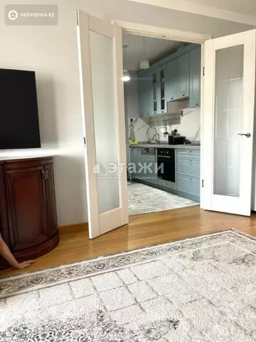 2-комнатная квартира, этаж 8 из 10, 73 м²
