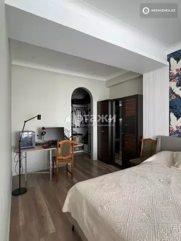 2-комнатная квартира, этаж 10 из 12, 58 м²