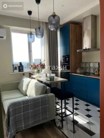 2-комнатная квартира, этаж 10 из 12, 58 м²