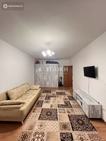 1-комнатная квартира, этаж 4 из 9, 40 м²