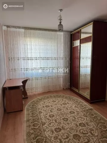 3-комнатная квартира, этаж 7 из 13, 90 м²