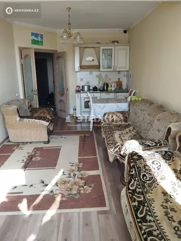 2-комнатная квартира, этаж 13 из 19, 84 м²