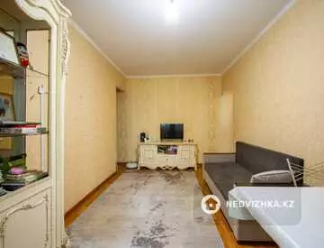 2-комнатная квартира, этаж 3 из 4, 45 м²