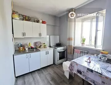 1-комнатная квартира, этаж 3 из 3, 34 м²