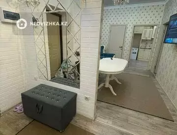 3-комнатная квартира, этаж 8 из 9, 61 м²