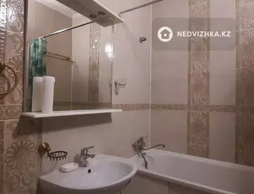 2-комнатная квартира, этаж 3 из 13, 60 м²