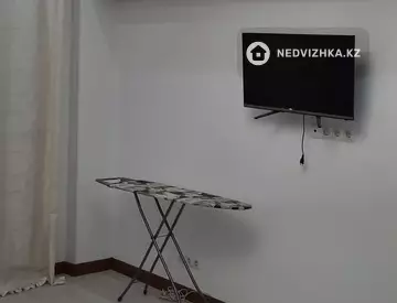 1-комнатная квартира, этаж 10 из 13, 50 м²
