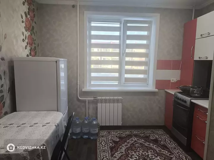 50 м², 2-комнатная квартира, этаж 3 из 9, 50 м², изображение - 1