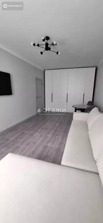 61.8 м², 2-комнатная квартира, этаж 3 из 16, 62 м², изображение - 13