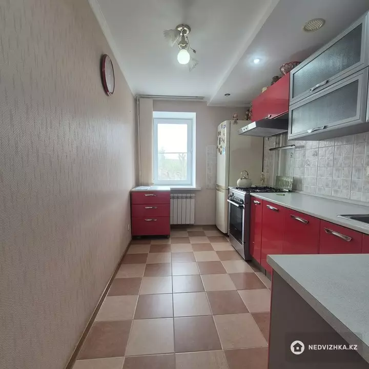 62 м², 3-комнатная квартира, этаж 3 из 9, 62 м², изображение - 1