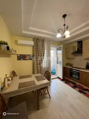2-комнатная квартира, этаж 13 из 25, 71 м²