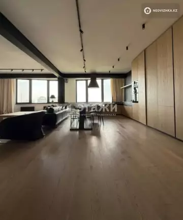 4-комнатная квартира, этаж 12 из 12, 320 м²