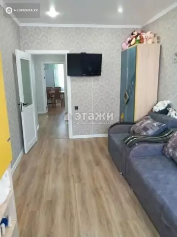 2-комнатная квартира, этаж 4 из 9, 57 м²
