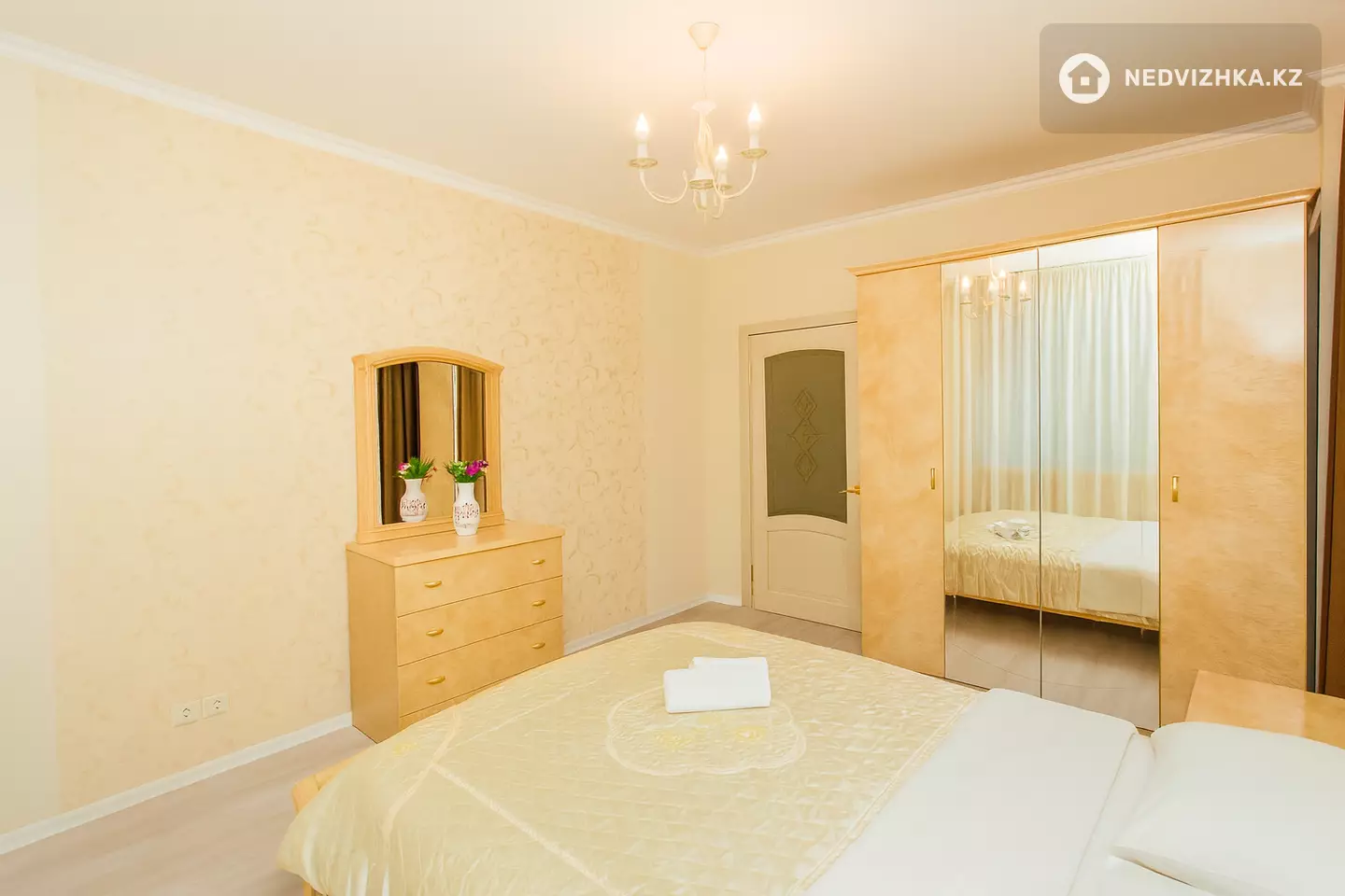 70 м², 2-комнатная квартира, этаж 10 из 15, 70 м², посуточно, изображение - 1