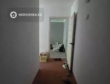 1-комнатная квартира, этаж 4 из 4, 33 м²