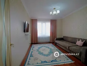 2-комнатная квартира, этаж 3 из 14, 60 м²