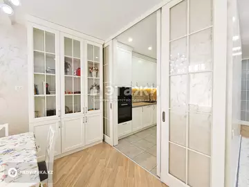 2-комнатная квартира, этаж 6 из 9, 61 м²