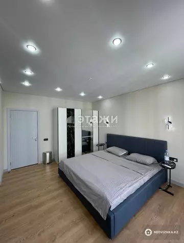 2-комнатная квартира, этаж 9 из 13, 46 м²