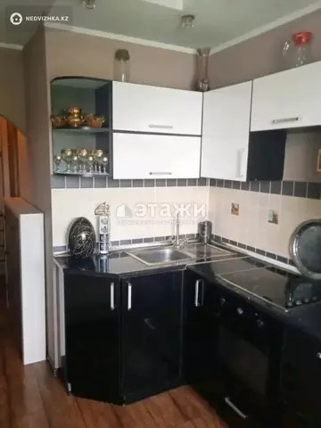 1-комнатная квартира, этаж 4 из 5, 37 м²