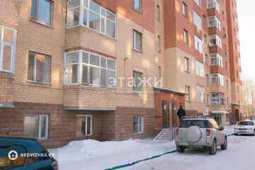 Торговое помещение, этаж 1 из 10, 69 м²