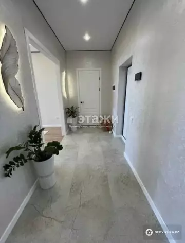 2-комнатная квартира, этаж 8 из 16, 64 м²