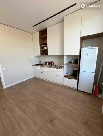 2-комнатная квартира, этаж 8 из 16, 64 м²