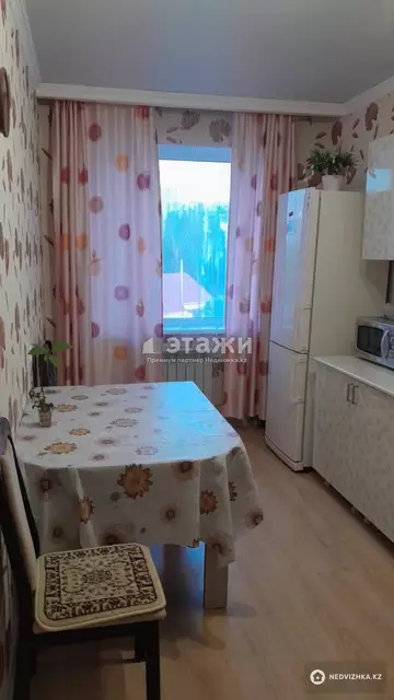 2-комнатная квартира, этаж 3 из 3, 52 м²