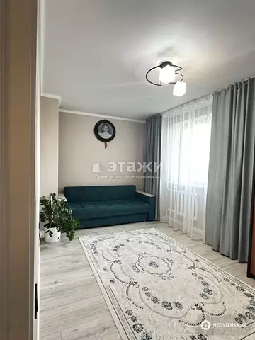3-комнатная квартира, этаж 13 из 14, 90 м²