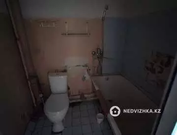 1-комнатная квартира, этаж 4 из 5, 33 м²